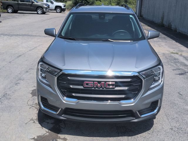Used 2024 GMC Terrain SLE w/ Driver Convenience Package AWD/4WD image 23