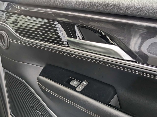 New 2024 Jeep Wagoneer Base w/ Premium Group I image 33