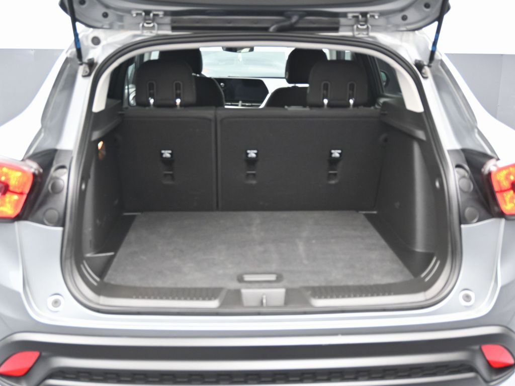 Used 2024 Chevrolet Trax LS w/ Driver Confidence Package image 15