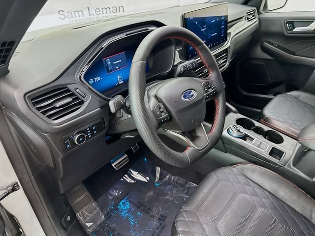 Certified 2023 Ford Escape ST-Line Elite w/ Premium Technology Package AWD/4WD image 9
