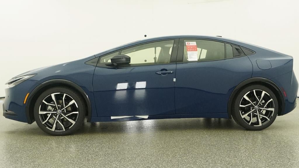 New 2026 Toyota Prius Plug-In Hybrid FWD image 19