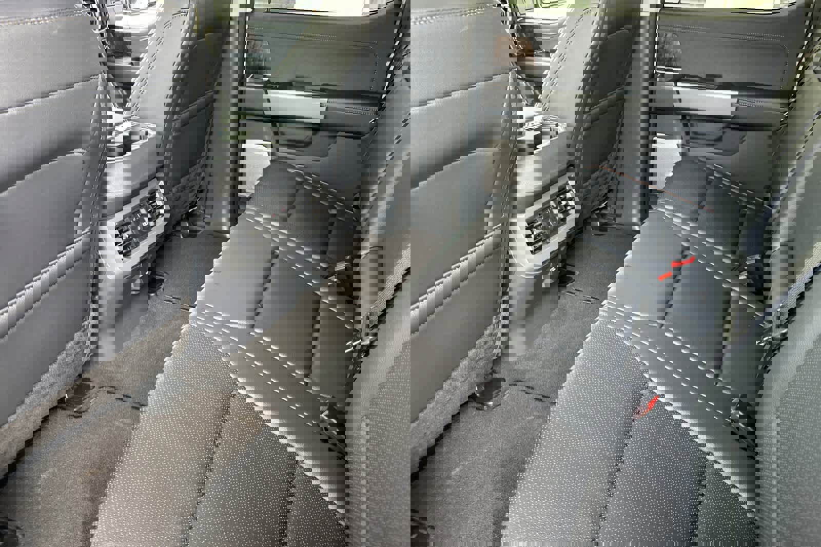 New 2026 Ford F250 Lariat image 10