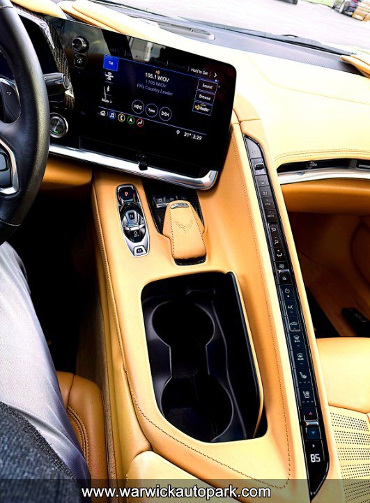 Used 2020 Chevrolet Corvette STINGRAY 3LT w/ 3LT Preferred Equipment Group image 18