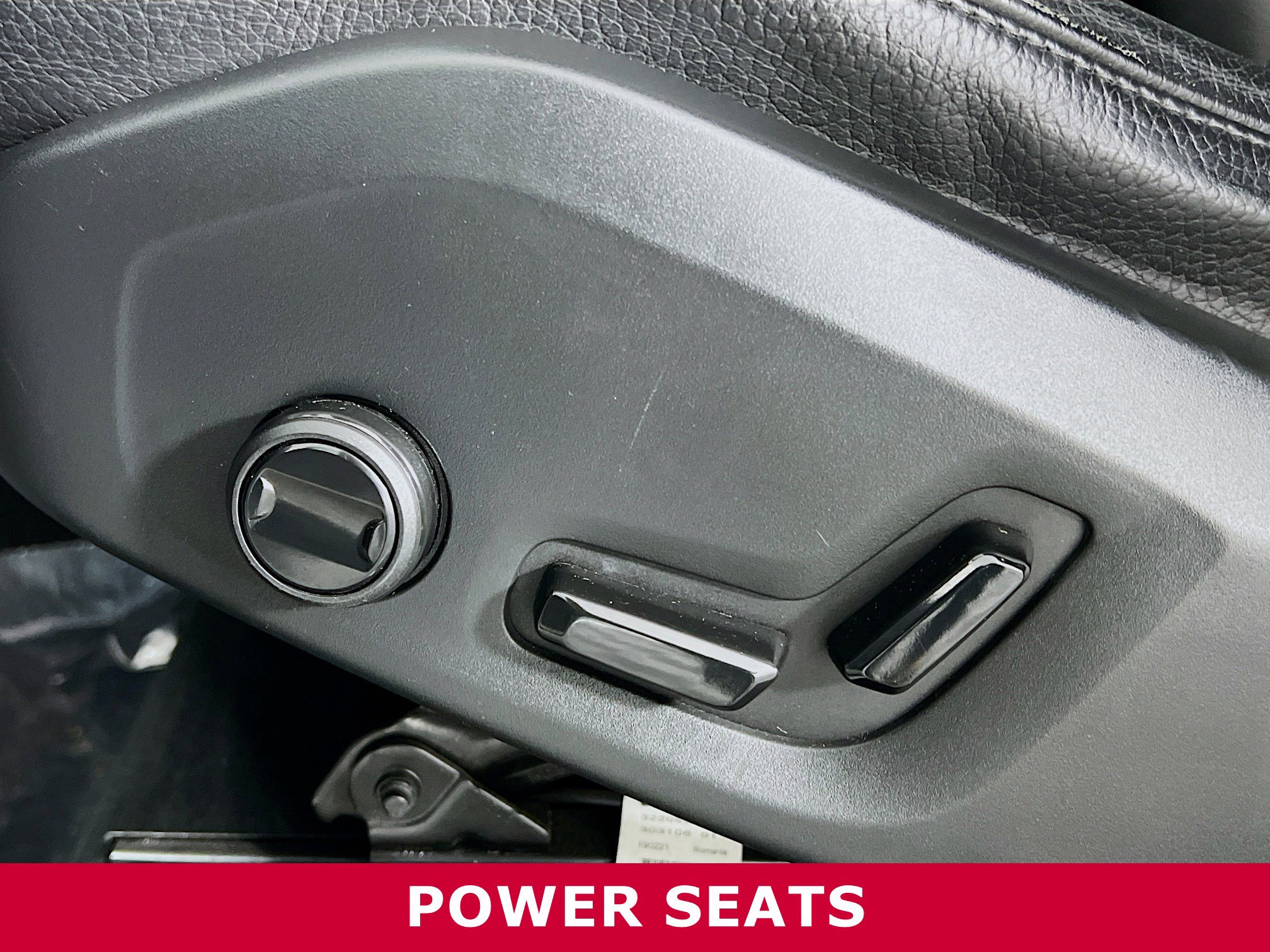 Used 2020 Volvo XC90 T6 Momentum image 4