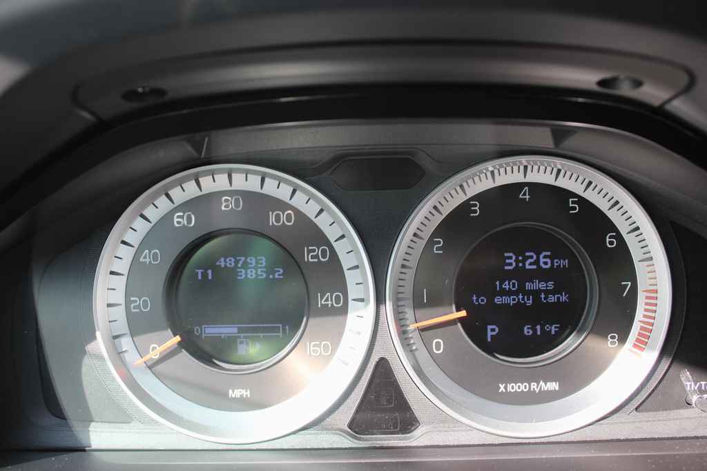 Used 2013 Volvo XC60 3.2 Premier image 13