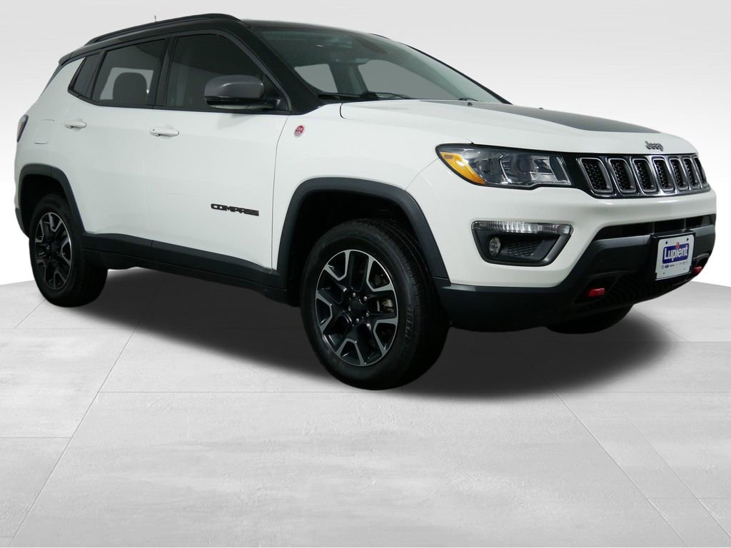 Used 2019 Jeep Compass Trailhawk w/ Leather Interior Group AWD/4WD image 2