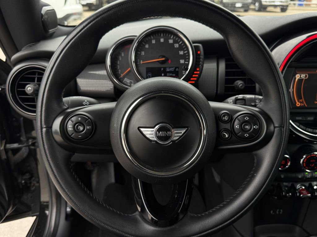 Used 2016 MINI Cooper 2-Door Hardtop FWD image 12