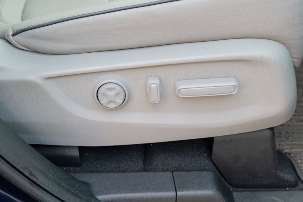 Used 2024 Honda Odyssey Elite image 42