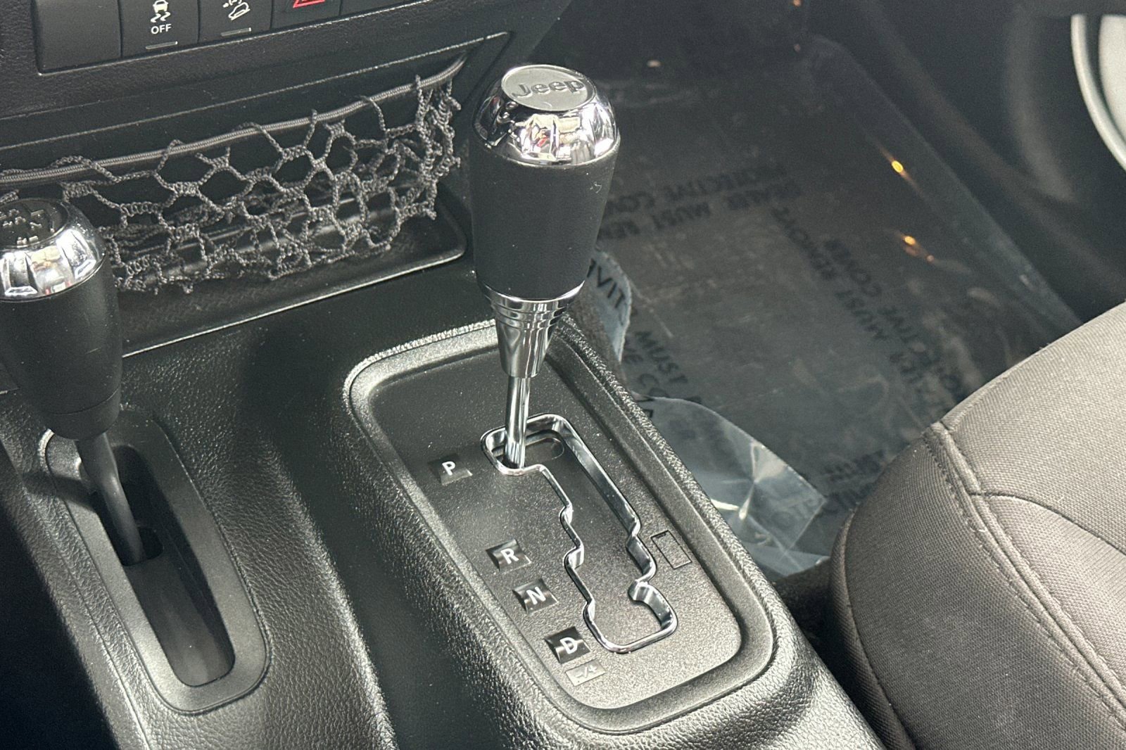 Used 2018 Jeep Wrangler Sport AWD/4WD image 20