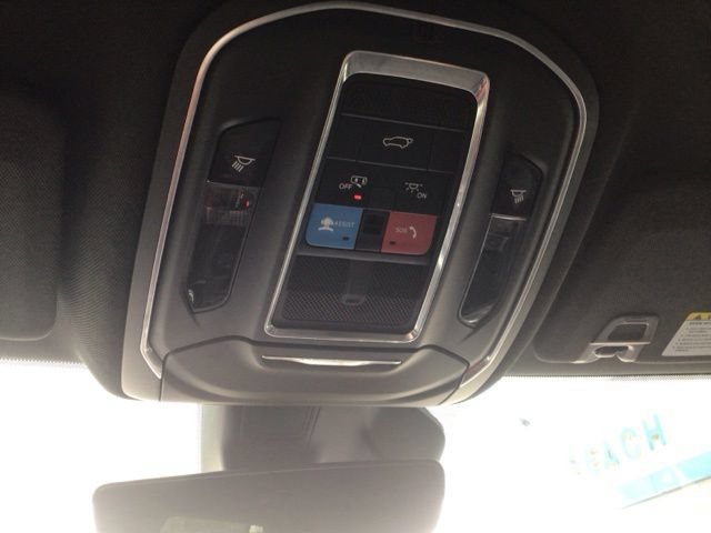 Used 2022 Jeep Grand Cherokee Trailhawk AWD/4WD image 14