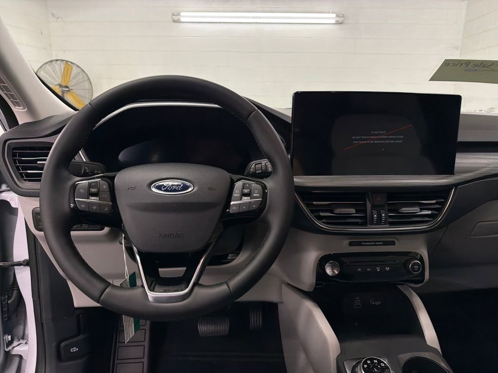 New 2026 Ford Escape SE w/ PHEV Premium Package image 8