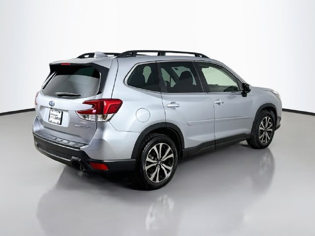 Used 2023 Subaru Forester Limited AWD/4WD image 10