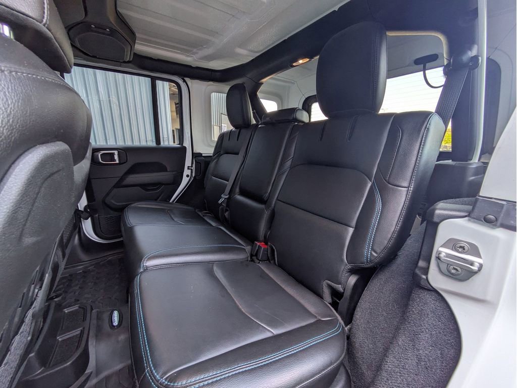 Used 2021 Jeep Wrangler Unlimited Rubicon 4xe w/ Cold Weather Group AWD/4WD image 26