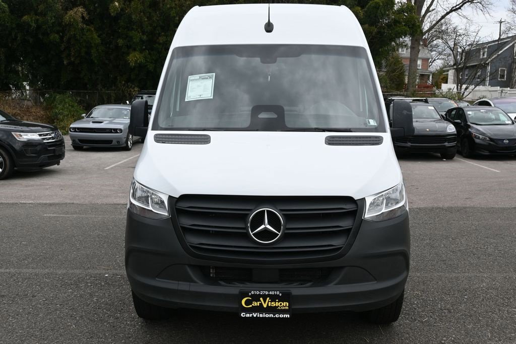 Used 2025 Mercedes-Benz Sprinter 2500 image 36