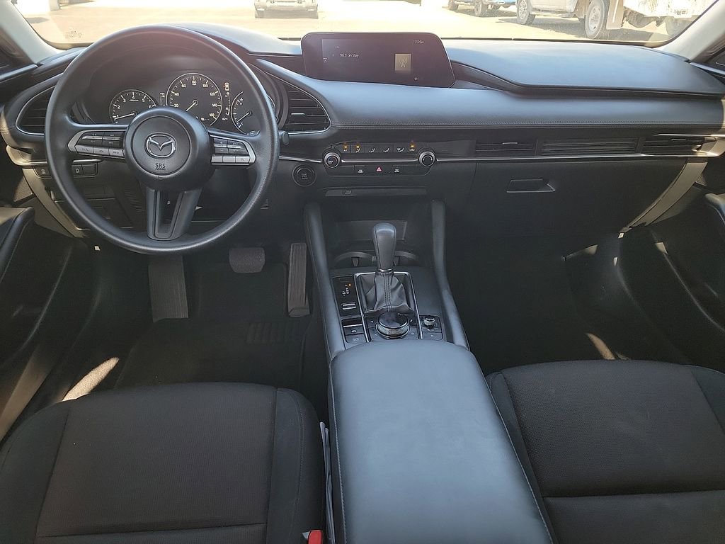Used 2021 MAZDA MAZDA3 Sedan FWD image 9