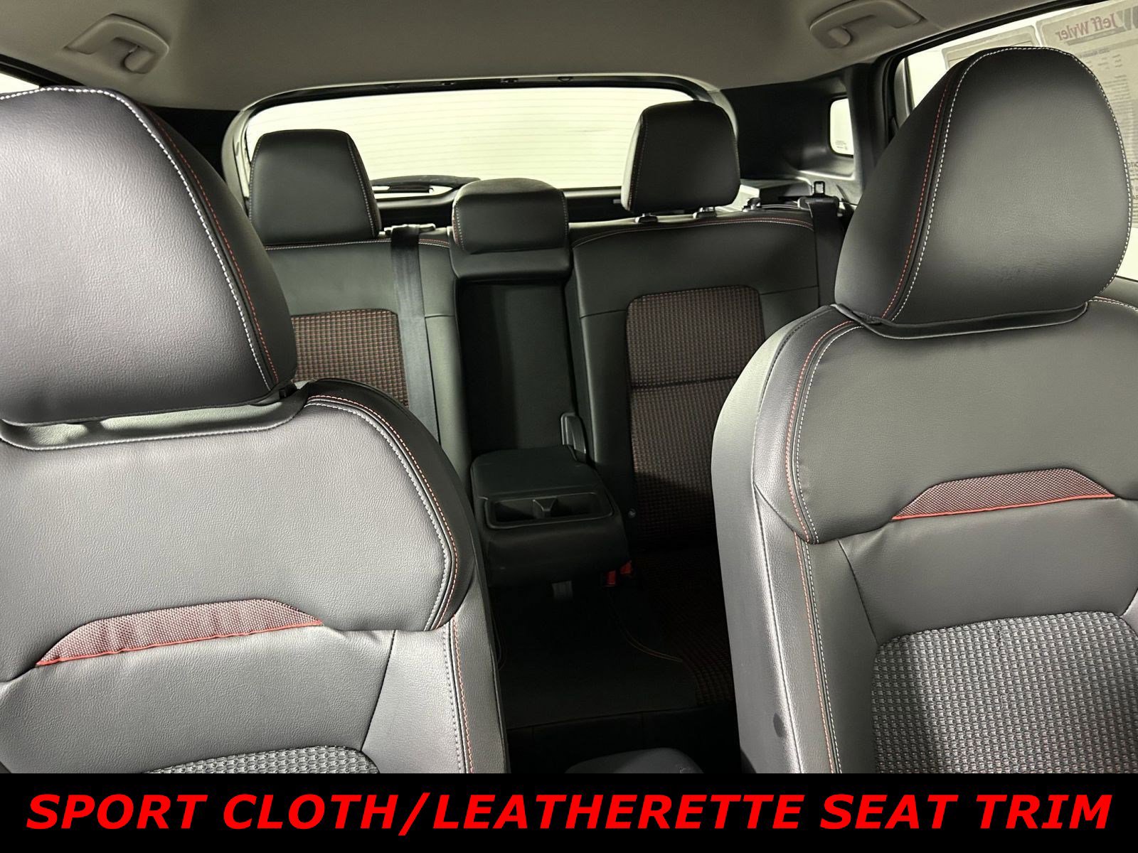 Used 2025 Nissan Kicks SR image 9