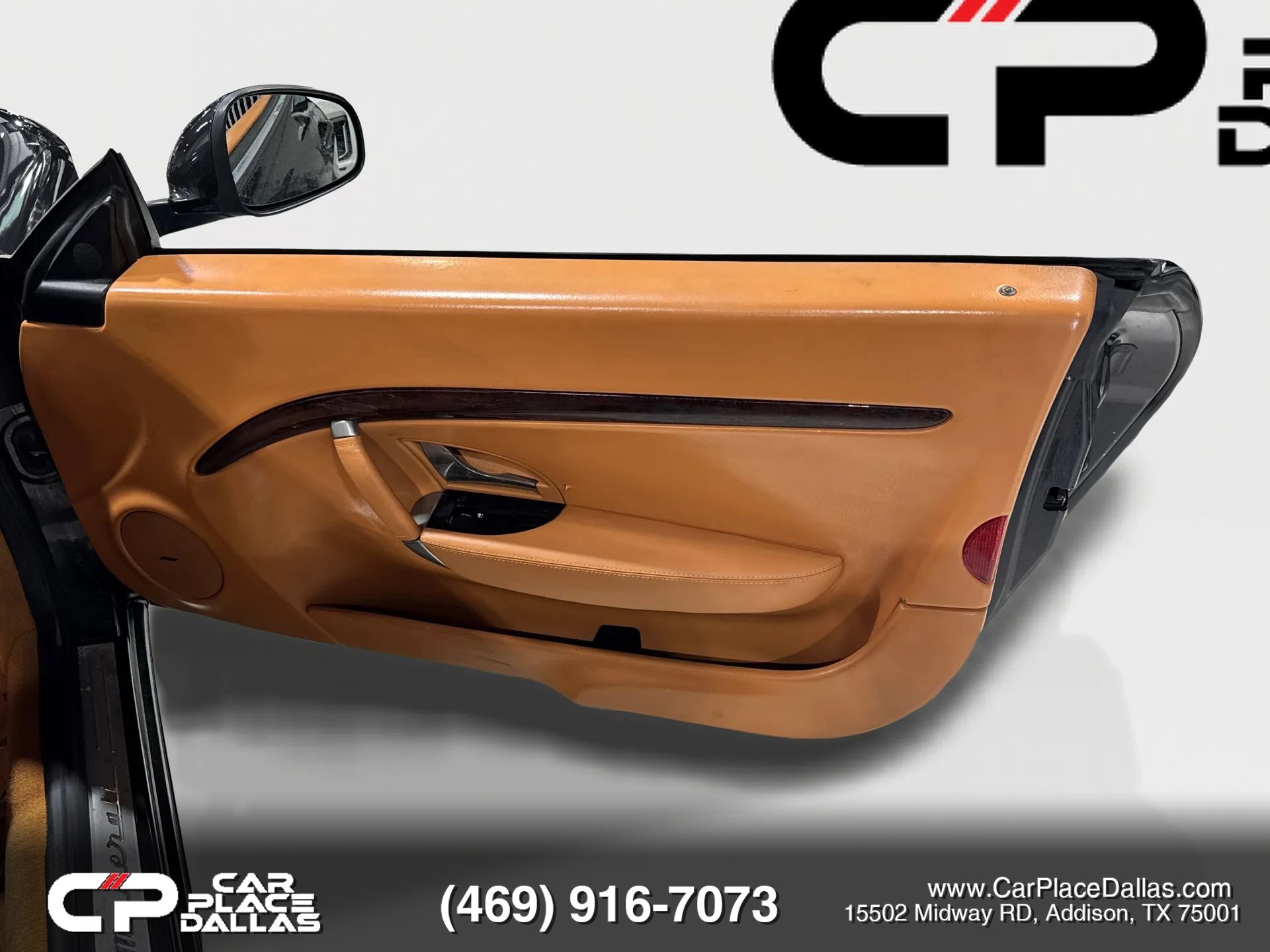 Used 2011 Maserati GranTurismo Convertible RWD image 16