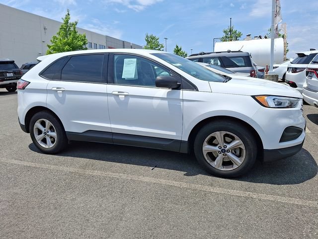 Used 2019 Ford Edge SE FWD image 4