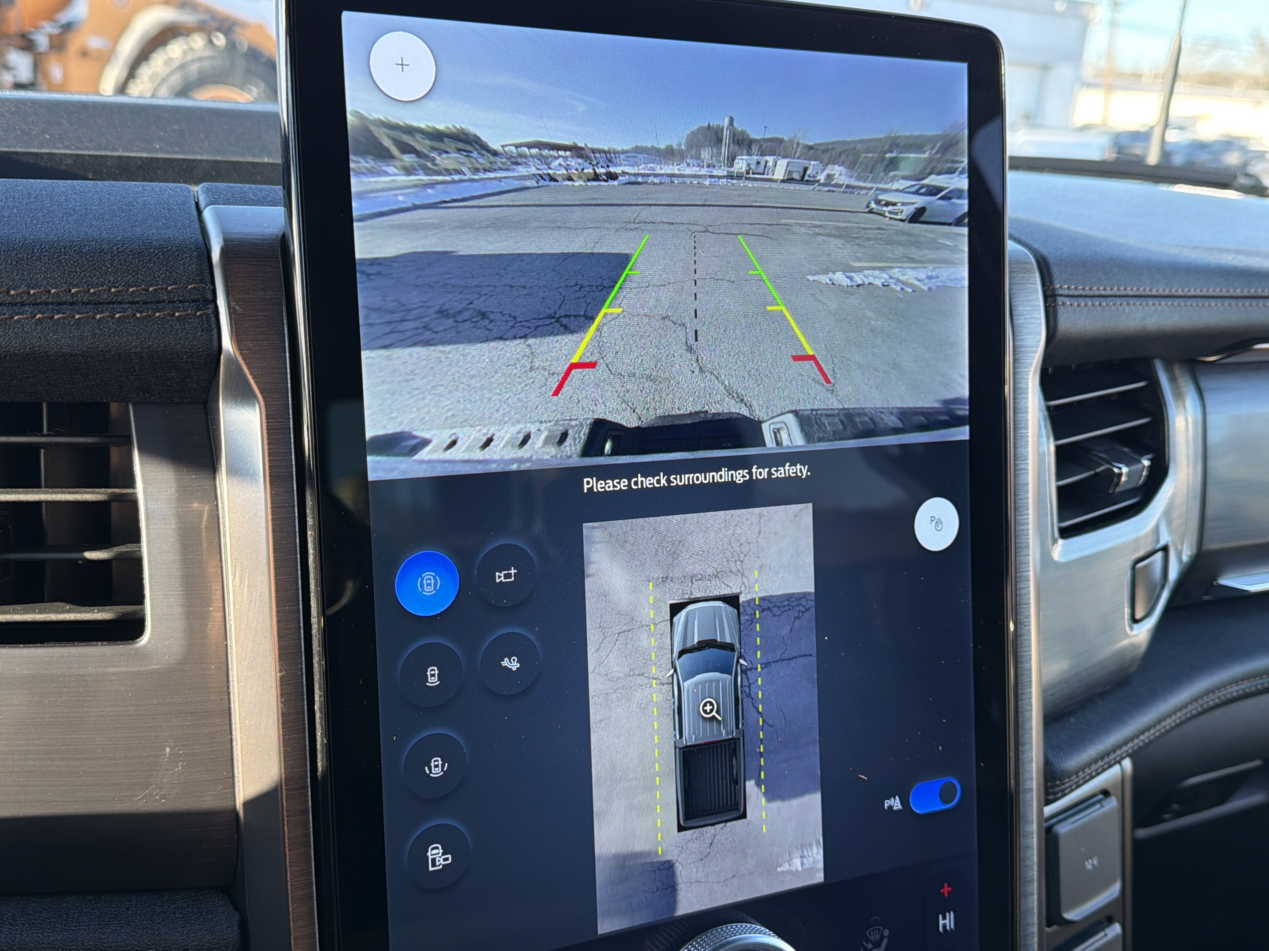 Used 2023 Ford F150 Lightning Lariat w/ Max Trailer Tow Package image 21