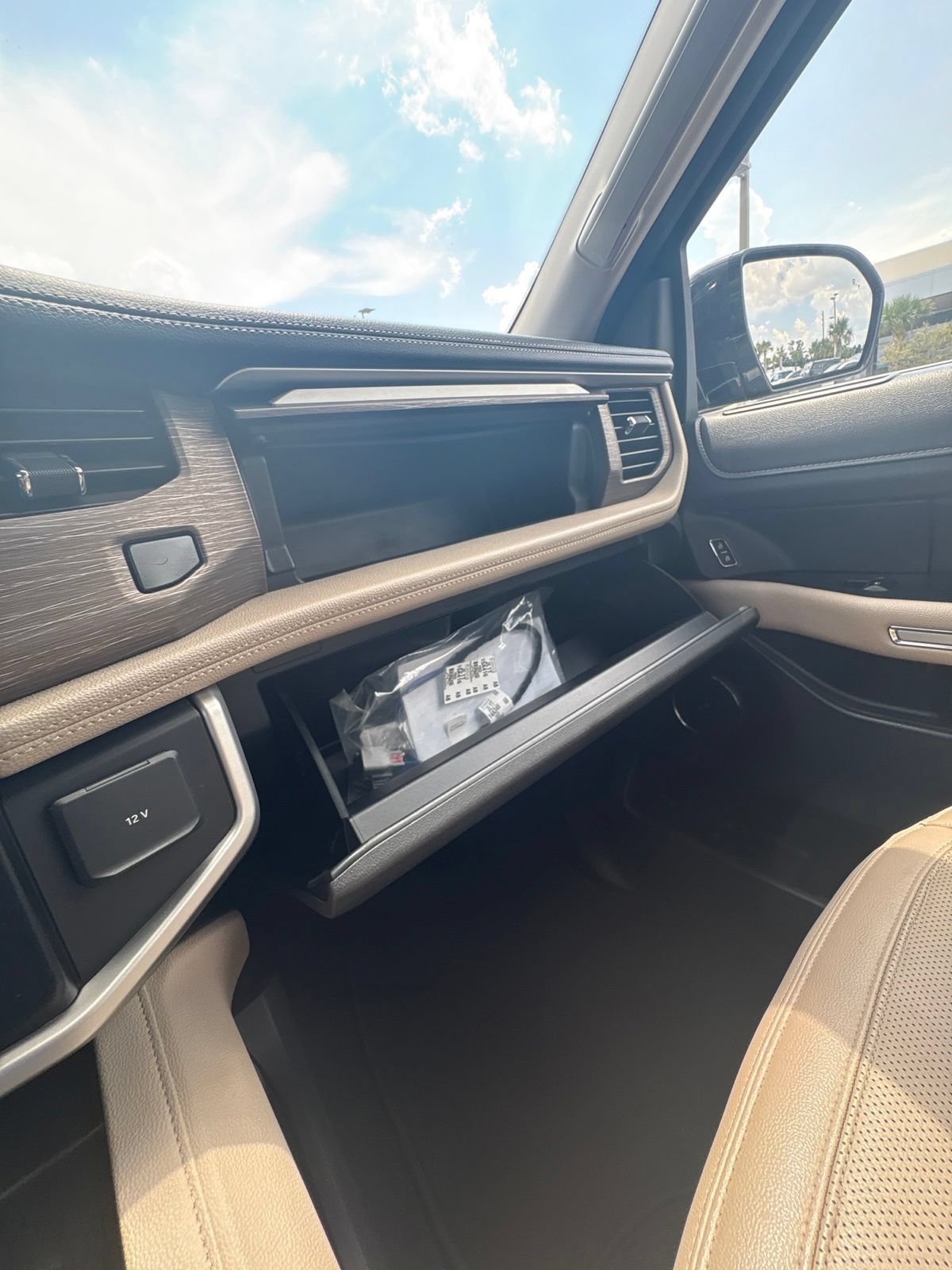 Used 2024 Ford Expedition Max Limited RWD image 39