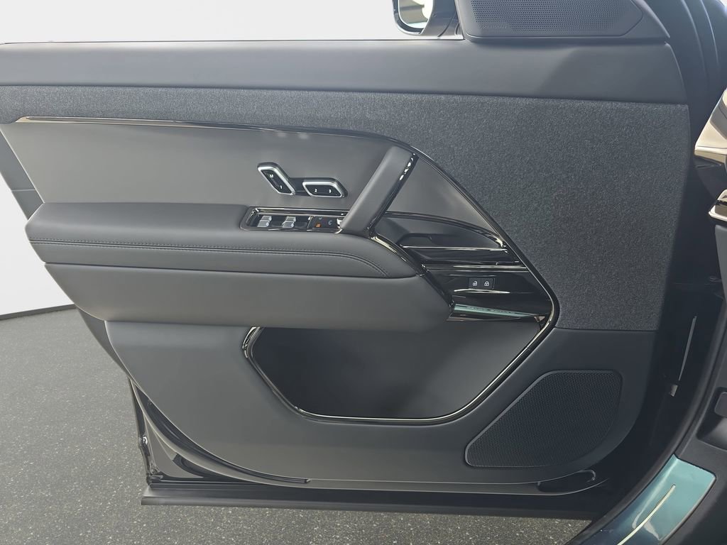 New 2026 Land Rover Range Rover Sport Dynamic SE AWD/4WD image 27