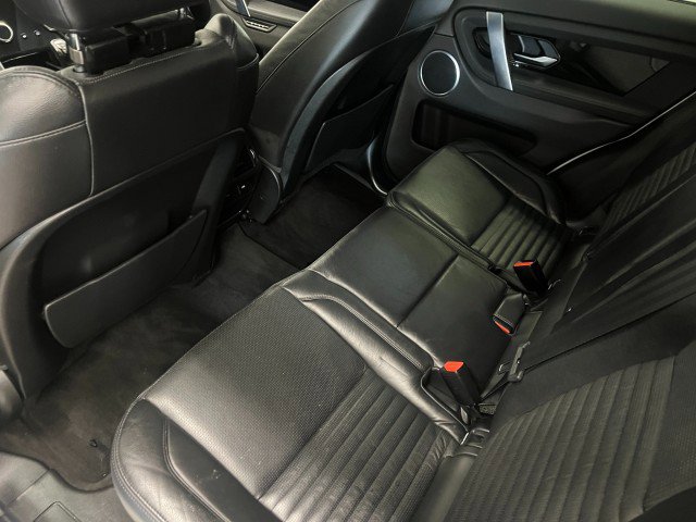 Used 2020 Land Rover Discovery Sport SE image 36
