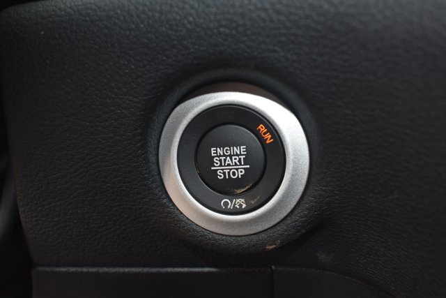 New 2026 Chrysler Pacifica Select image 28