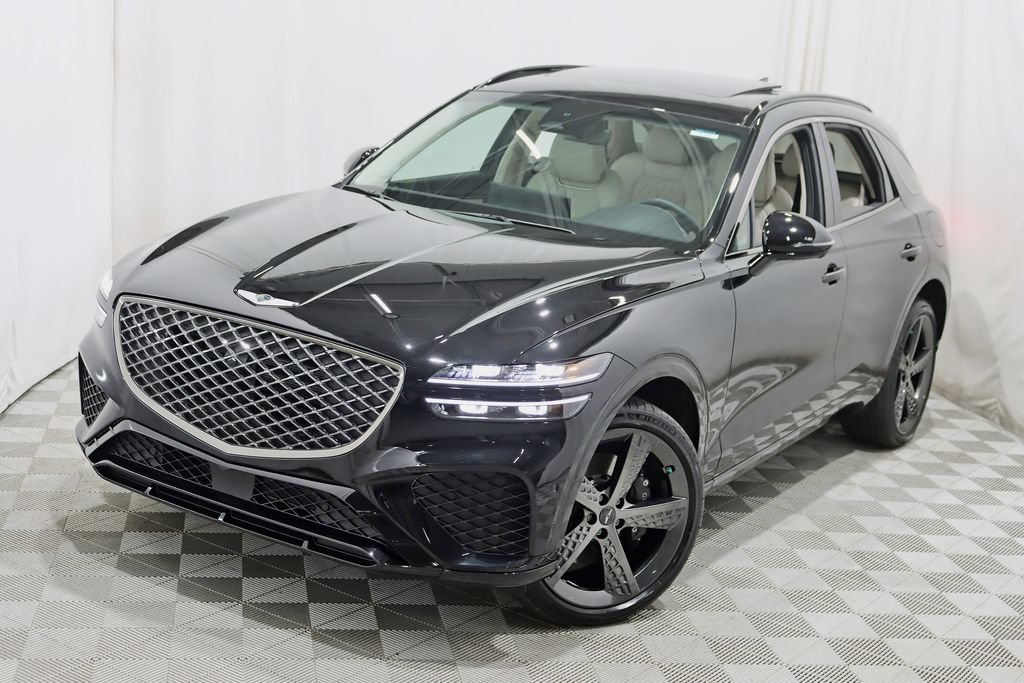 Used 2025 Genesis GV70 3.5T Sport w/ Sport Advanced Package AWD/4WD image 5