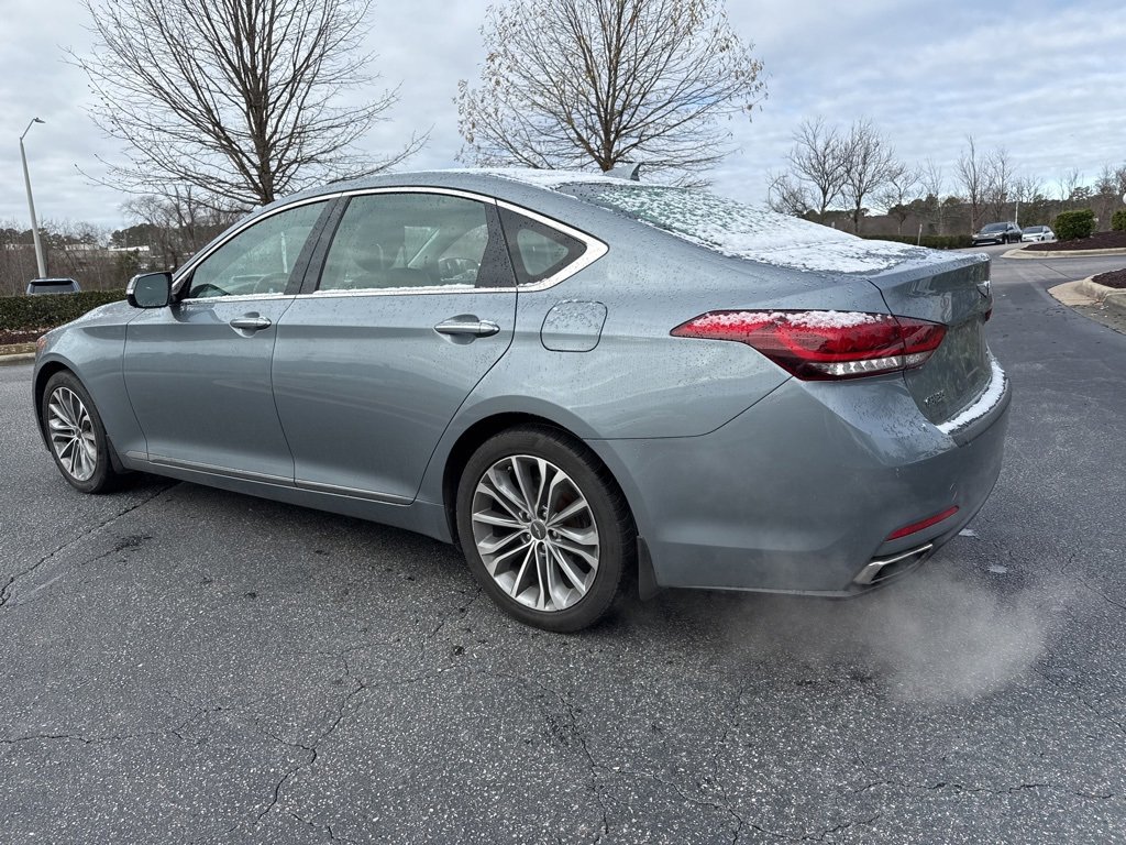 Used 2016 Hyundai Genesis 3.8 image 4