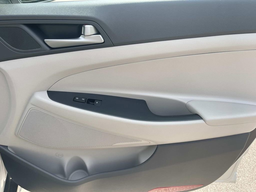 Used 2018 Hyundai Tucson SEL w/ Cargo Package FWD image 22