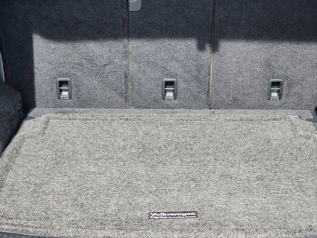 Used 2022 Volkswagen Tiguan SE image 20