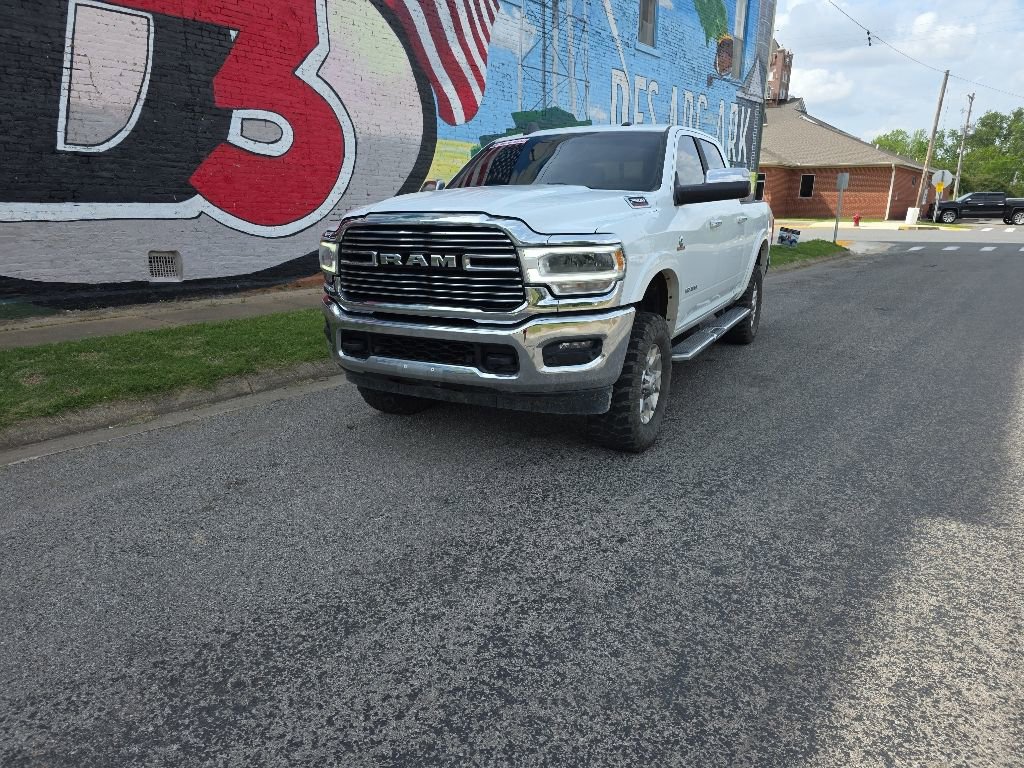 Used 2022 RAM 2500 Laramie AWD/4WD image 2