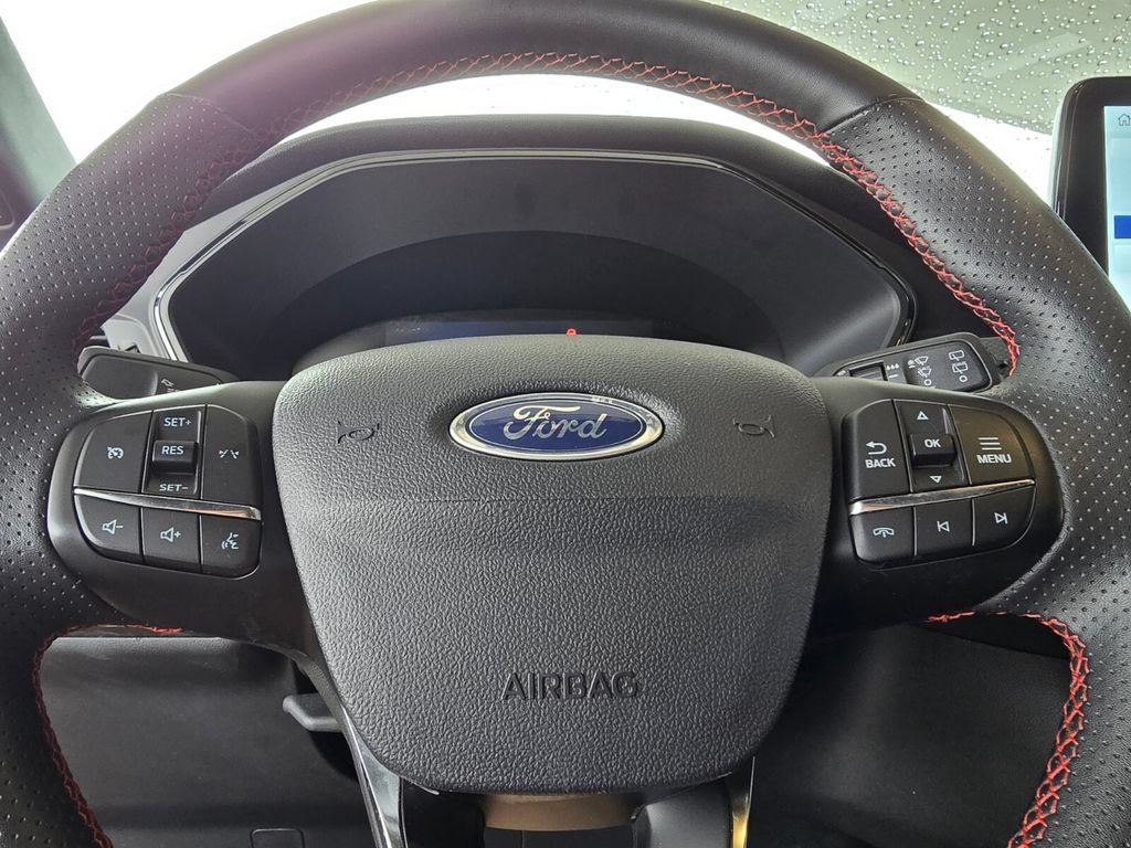 Used 2025 Ford Escape ST-Line AWD/4WD image 31
