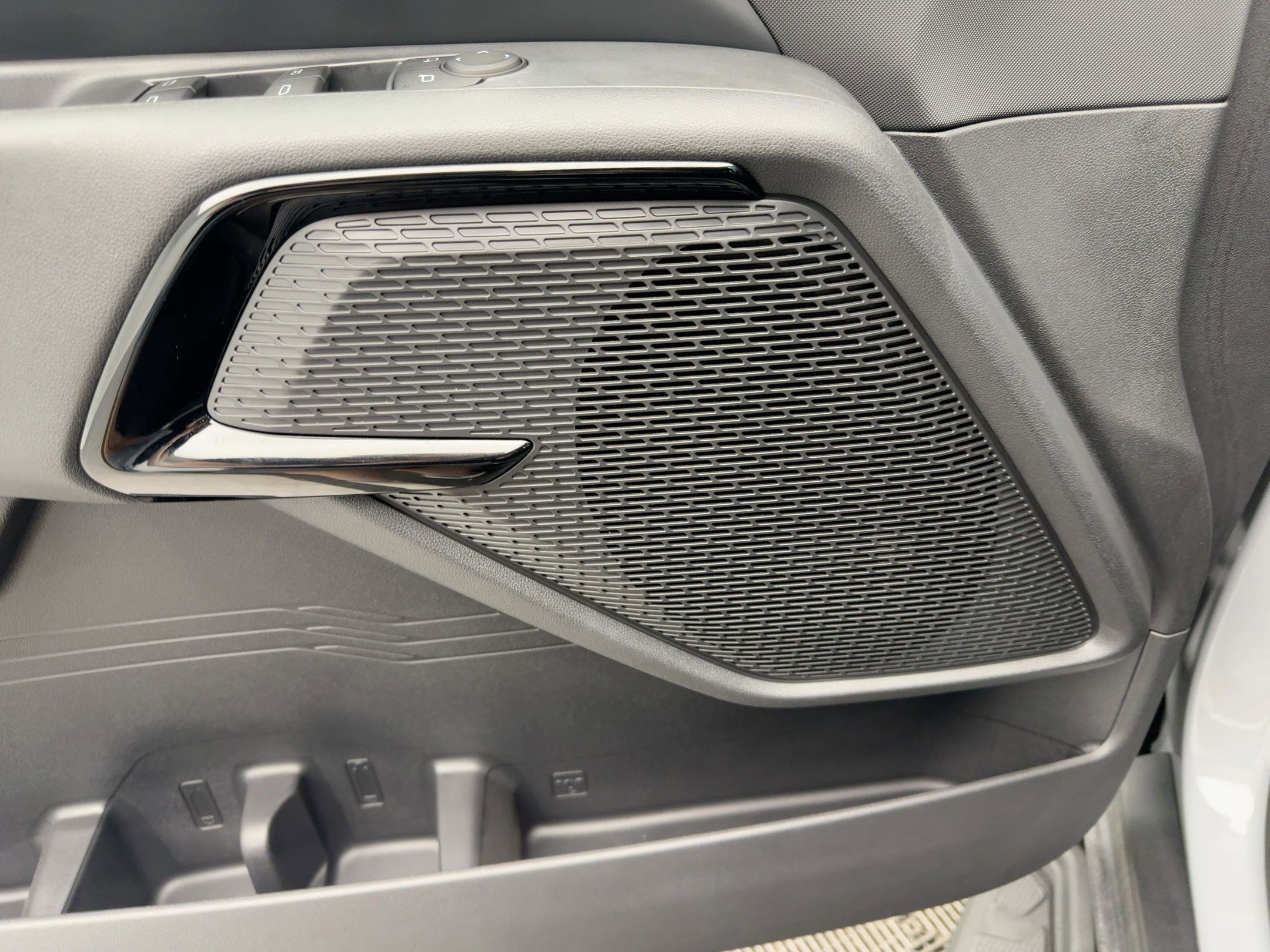 New 2026 Chevrolet Silverado EV LT w/ LPO, Cargo Security Package image 21