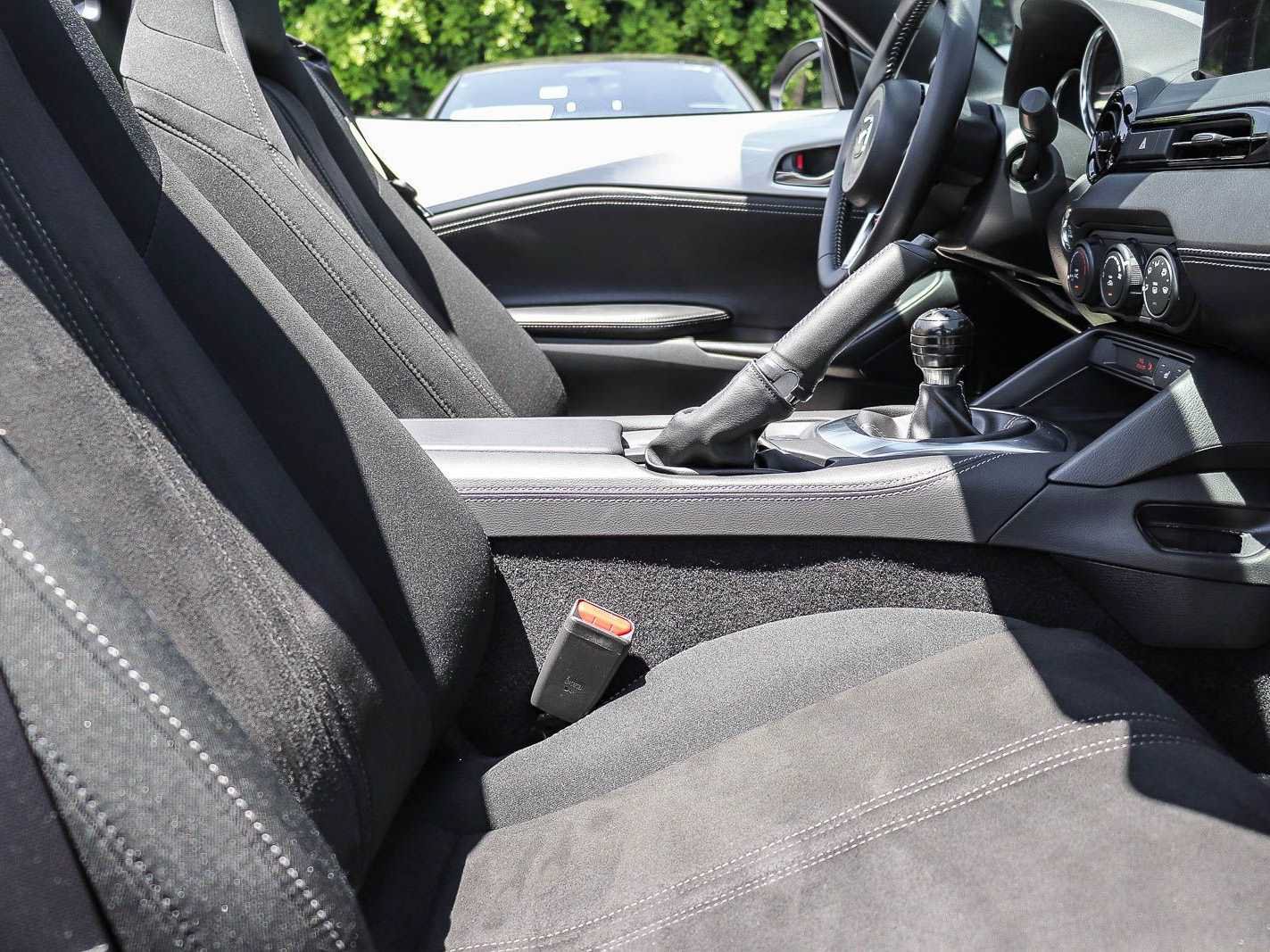 Used 2024 MAZDA MX-5 Miata Club w/ Interior Package RWD image 22