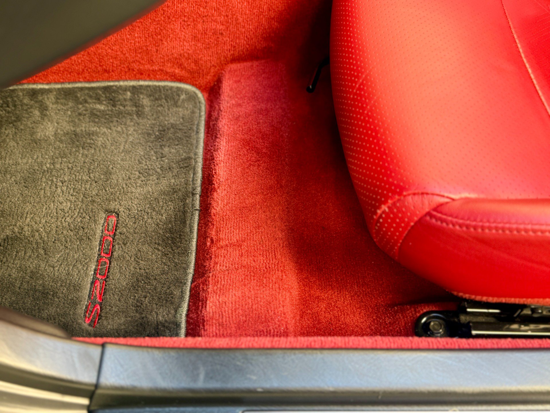 Used 2000 Honda S2000 image 66