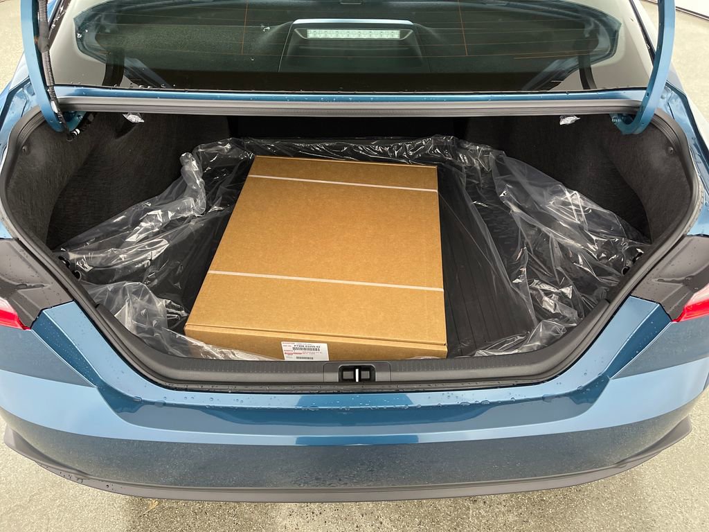 New 2026 Toyota Camry SE FWD image 10