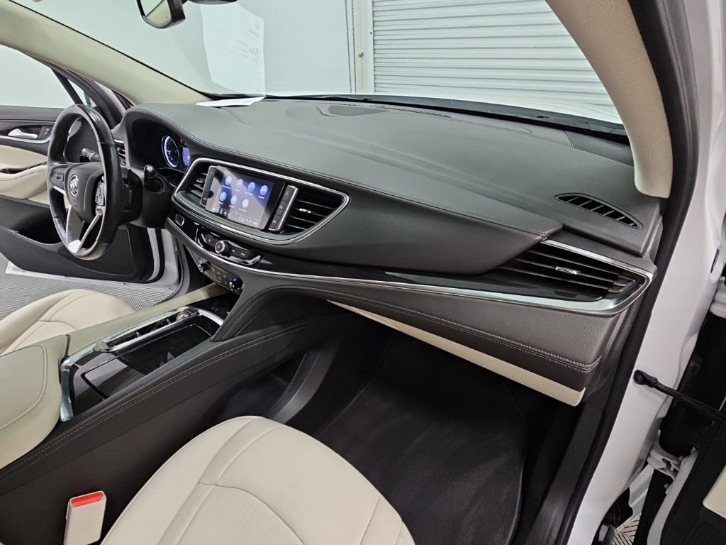 Used 2023 Buick Enclave Essence w/ Sport Touring Edition FWD image 38