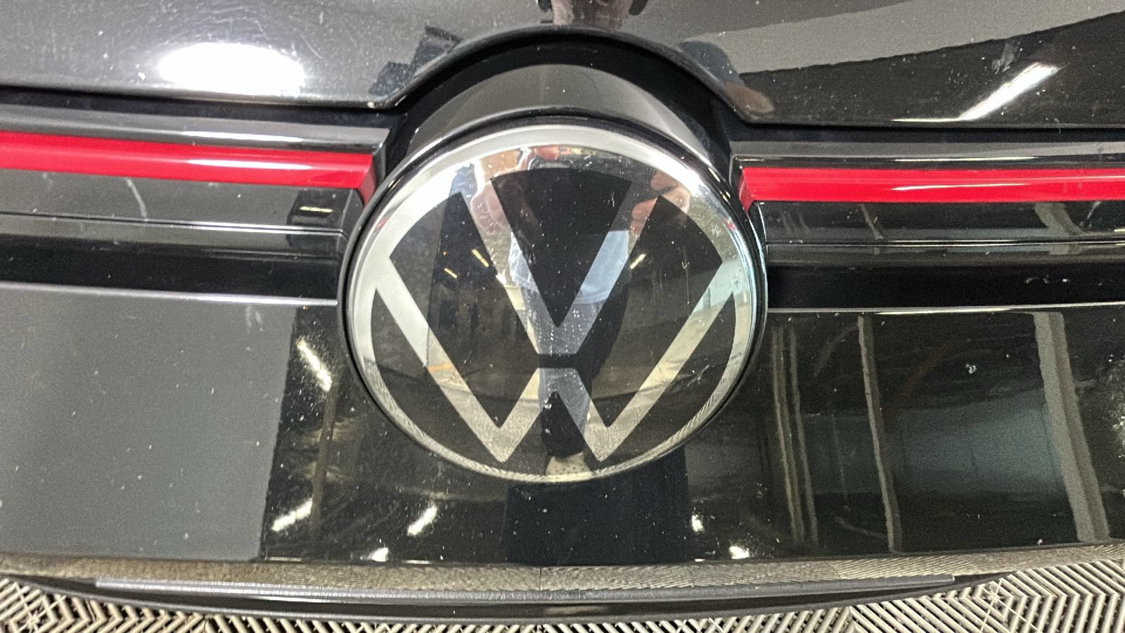 Used 2024 Volkswagen GTI S FWD image 8