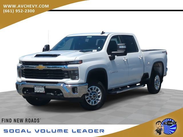 Used 2025 Chevrolet Silverado 2500 LT w/ Convenience Package AWD/4WD image 1