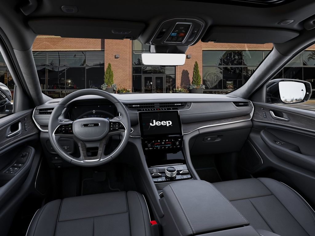 New 2025 Jeep Grand Cherokee Overland w/ Luxury Tech Group IV image 14