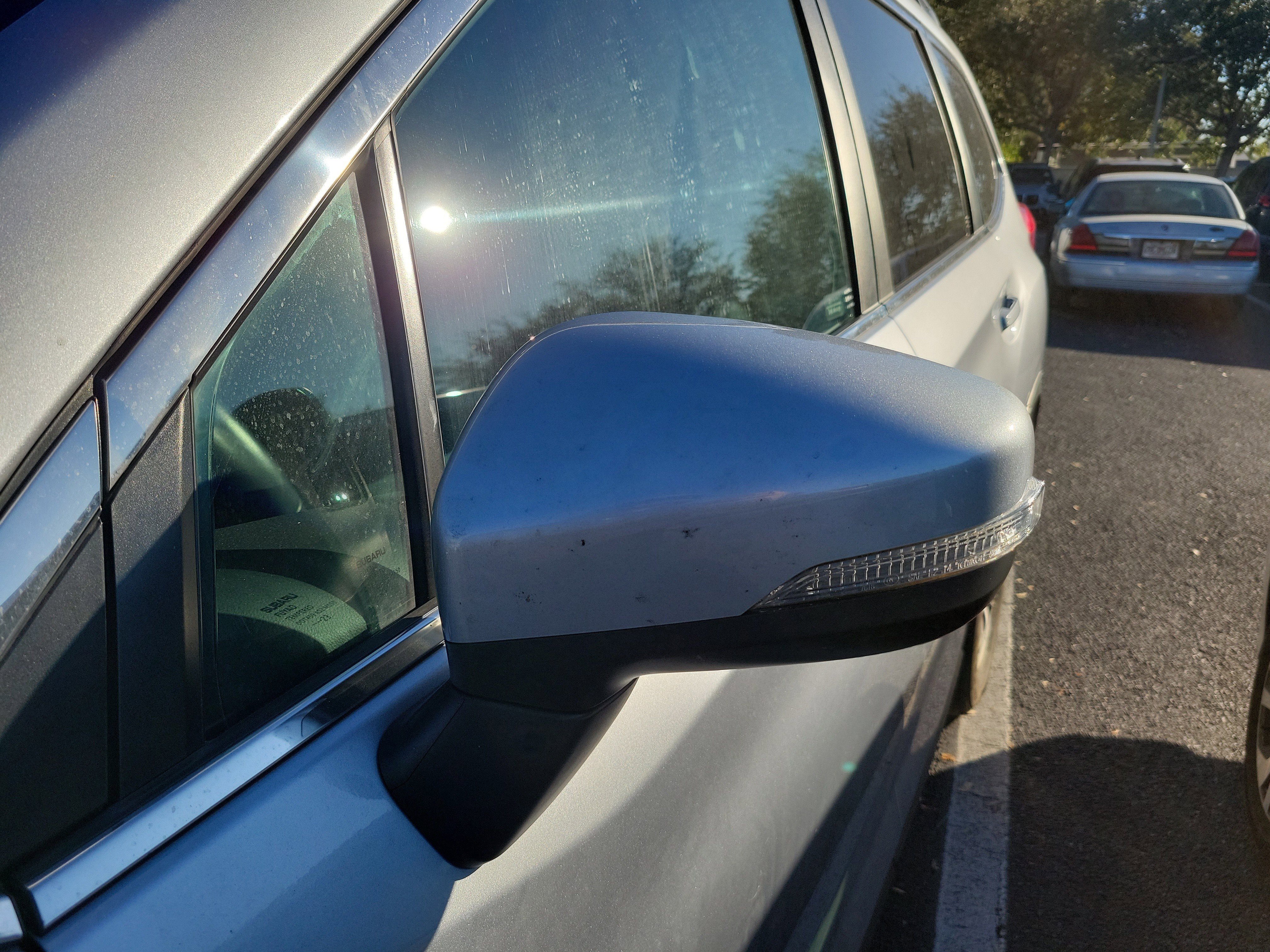 Used 2023 Subaru Ascent Premium w/ Convenience Package image 6