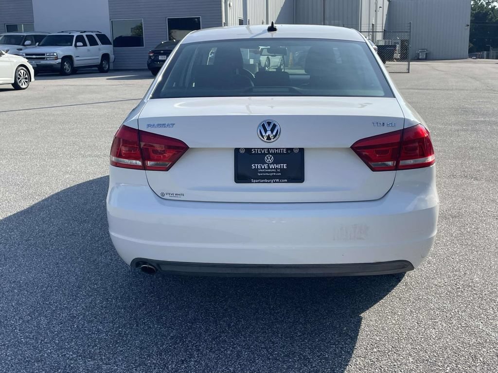 Used 2013 Volkswagen Passat TDI SE FWD image 6