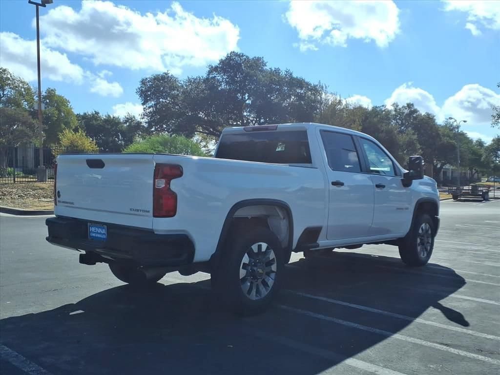 Used 2024 Chevrolet Silverado 2500 Custom w/ Custom Value Package AWD/4WD image 6
