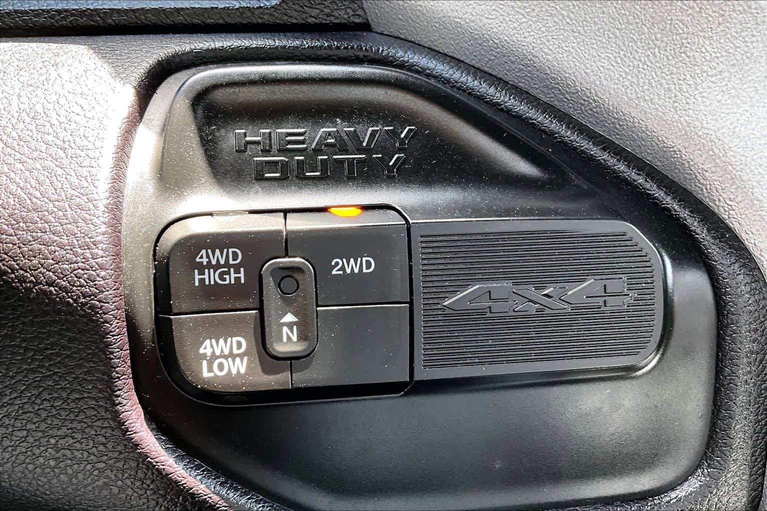 Used 2024 RAM 3500 Laramie w/ Night Edition AWD/4WD image 33