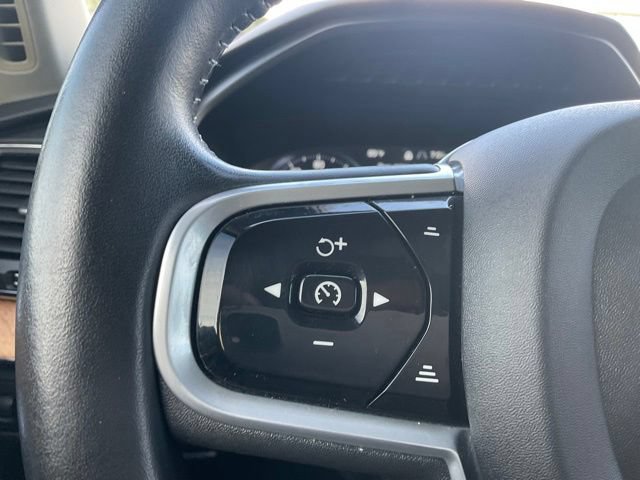 Certified 2022 Volvo XC90 T5 Momentum FWD image 24