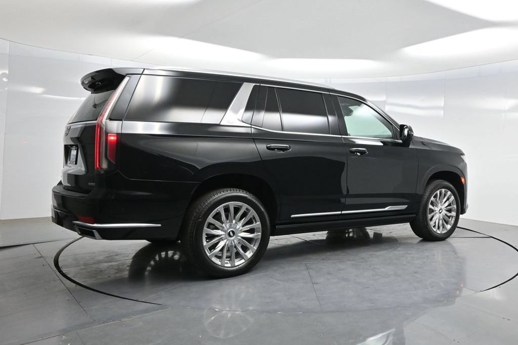 Used 2023 Cadillac Escalade Premium Luxury w/ Performance Package AWD/4WD image 43