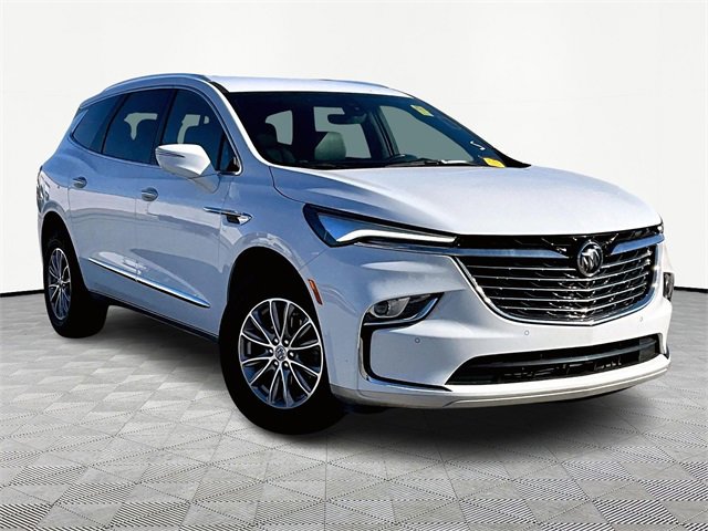 Used 2024 Buick Enclave Premium image 1