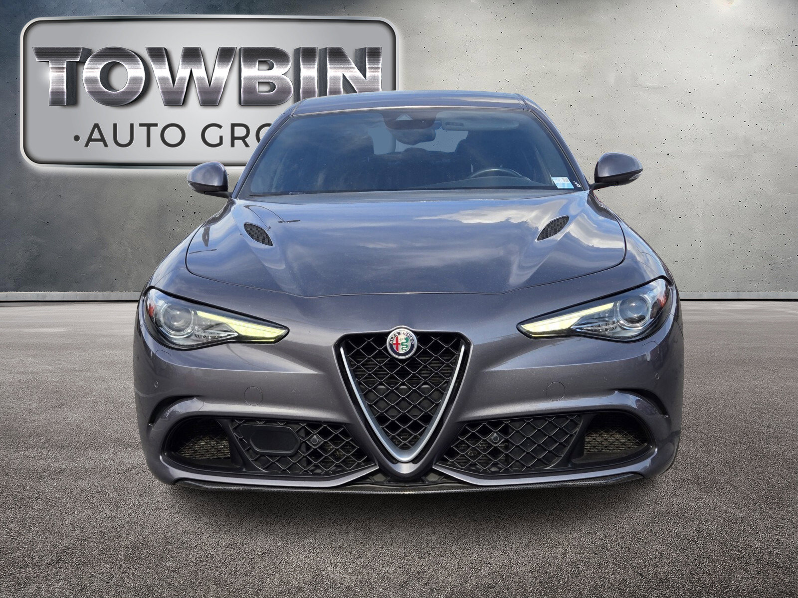 Used 2019 Alfa Romeo Giulia Quadrifoglio image 8