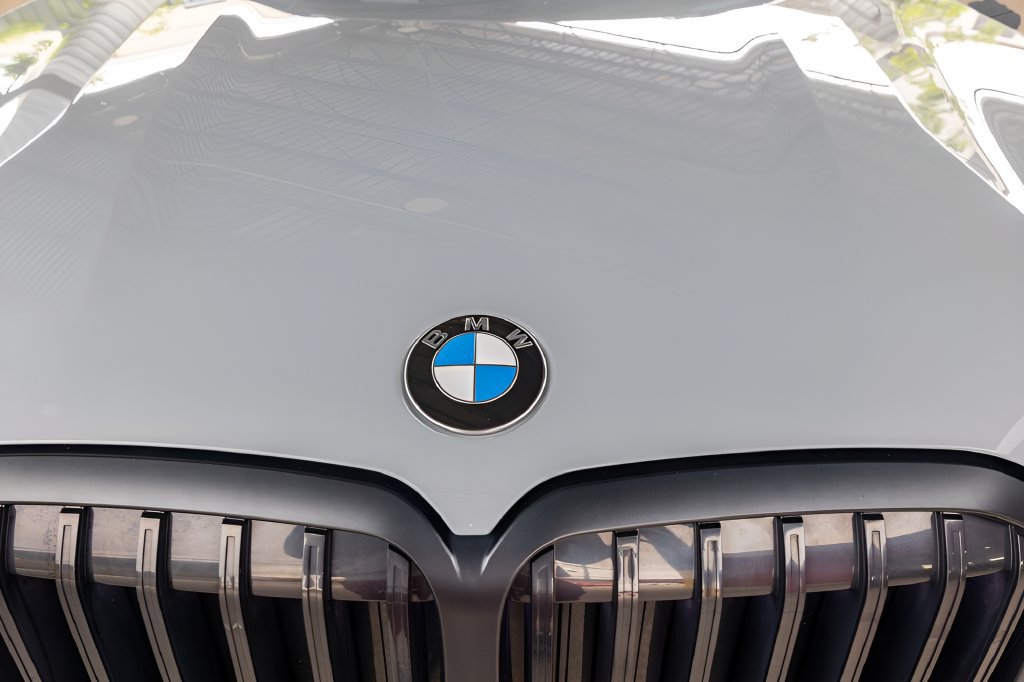 Used 2023 BMW X7 xDrive40i w/ Executive Package AWD/4WD image 16